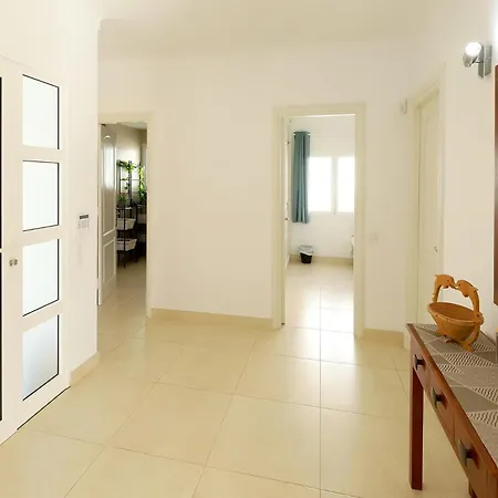 Casa De Suenos Puerto del Carmen (Lanzarote)
